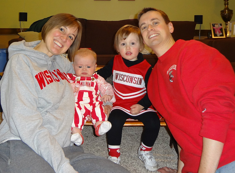 2012 Badger fans watching the Rose Bowl