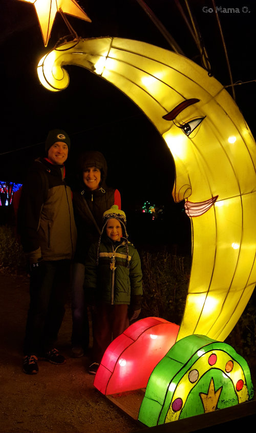 Moon, Mama O, Daddy O, Little Bro